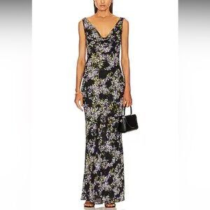 DEEP DRAPE NECK GOWN IN LAVENDER FLORAL
Norma Kamali